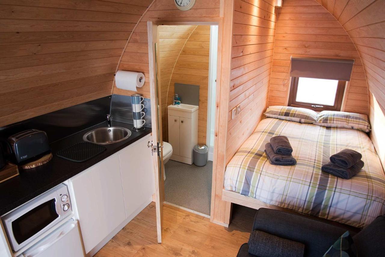 Skeabost View Pods Skye Villa Portree Exterior photo