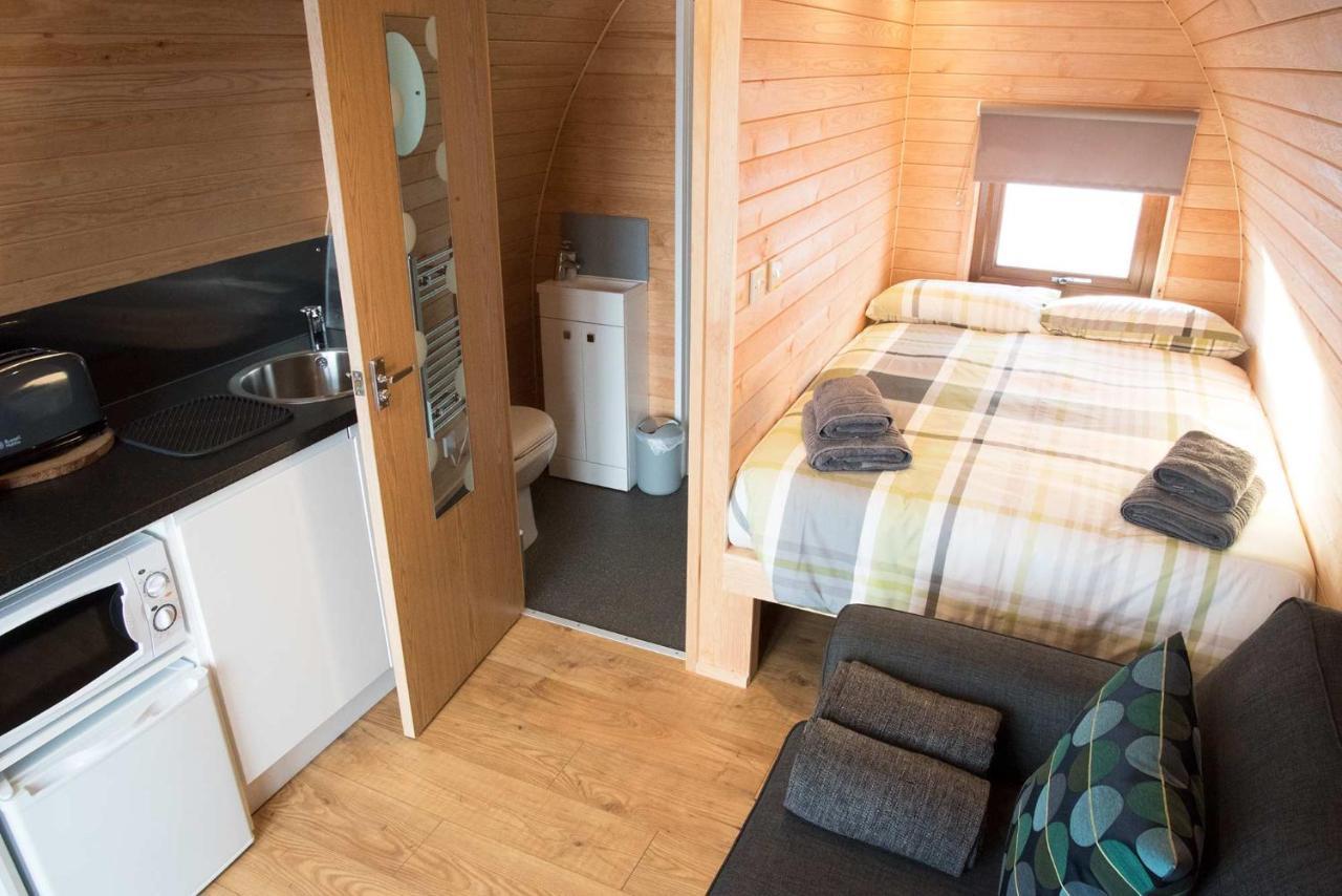 Skeabost View Pods Skye Villa Portree Exterior photo